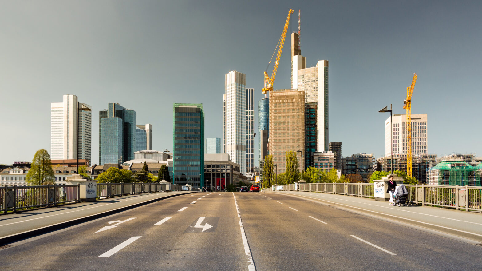 Zakelijke kantoorgebouwen in stadscentrum